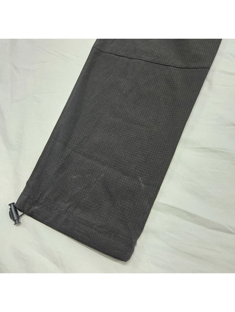 Mens MEDIUM Vanquish Utility Active Pants Black Hybrid Performance Cargo Pockets